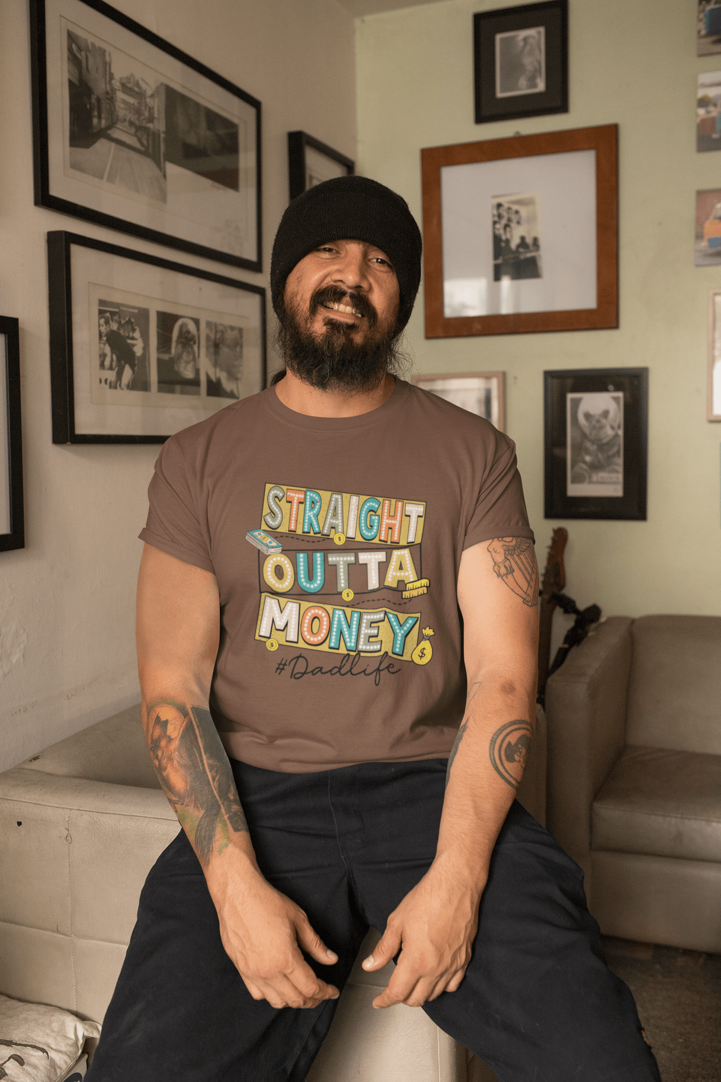 My Store Fathers Day T-Shirt Straight Outta Money T-Shirt / Sweatshirt – Funny Retro Neon Style Graphic