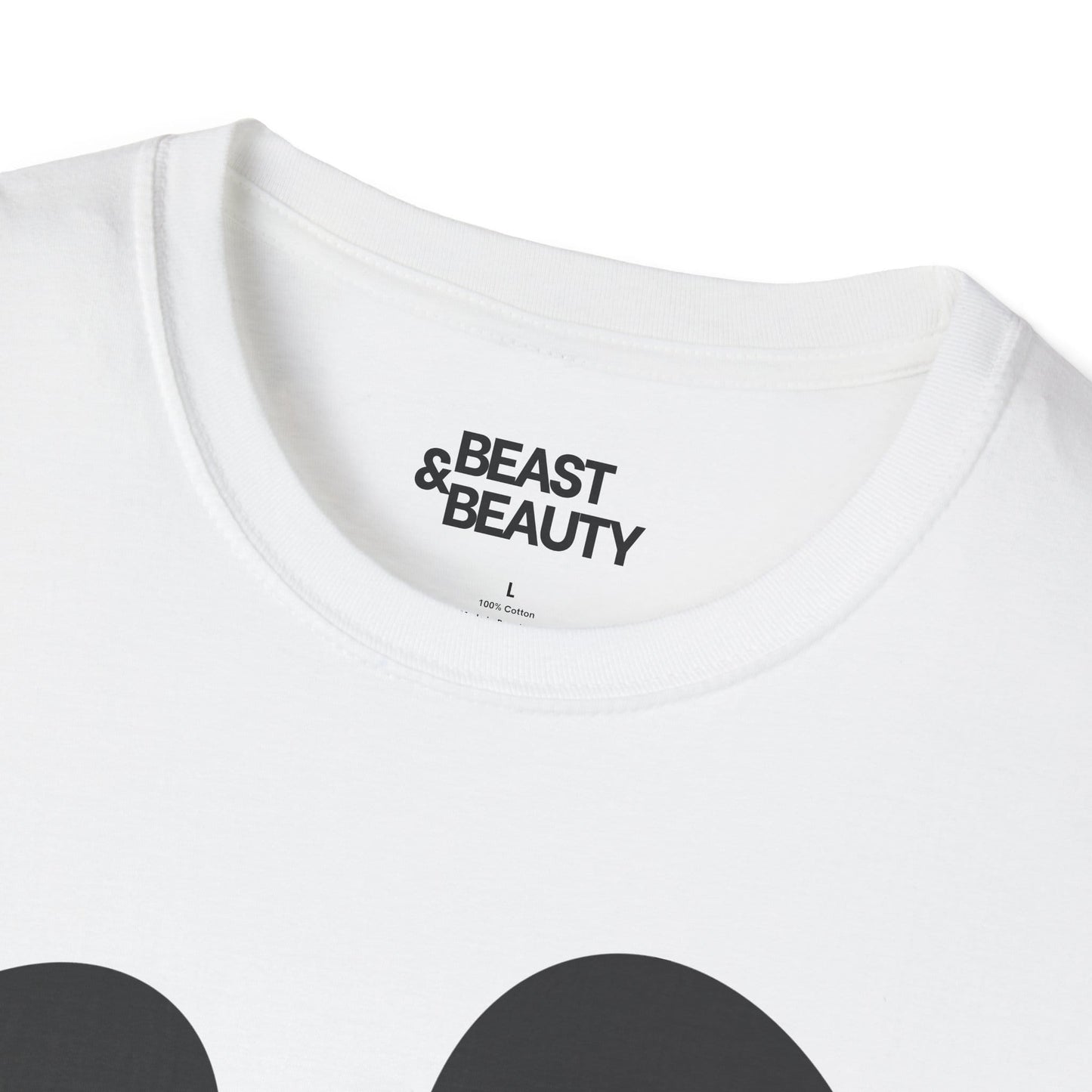 Minimalist Ghost Face Halloween T-Shirt gift_idea unique_gift personalised_gift