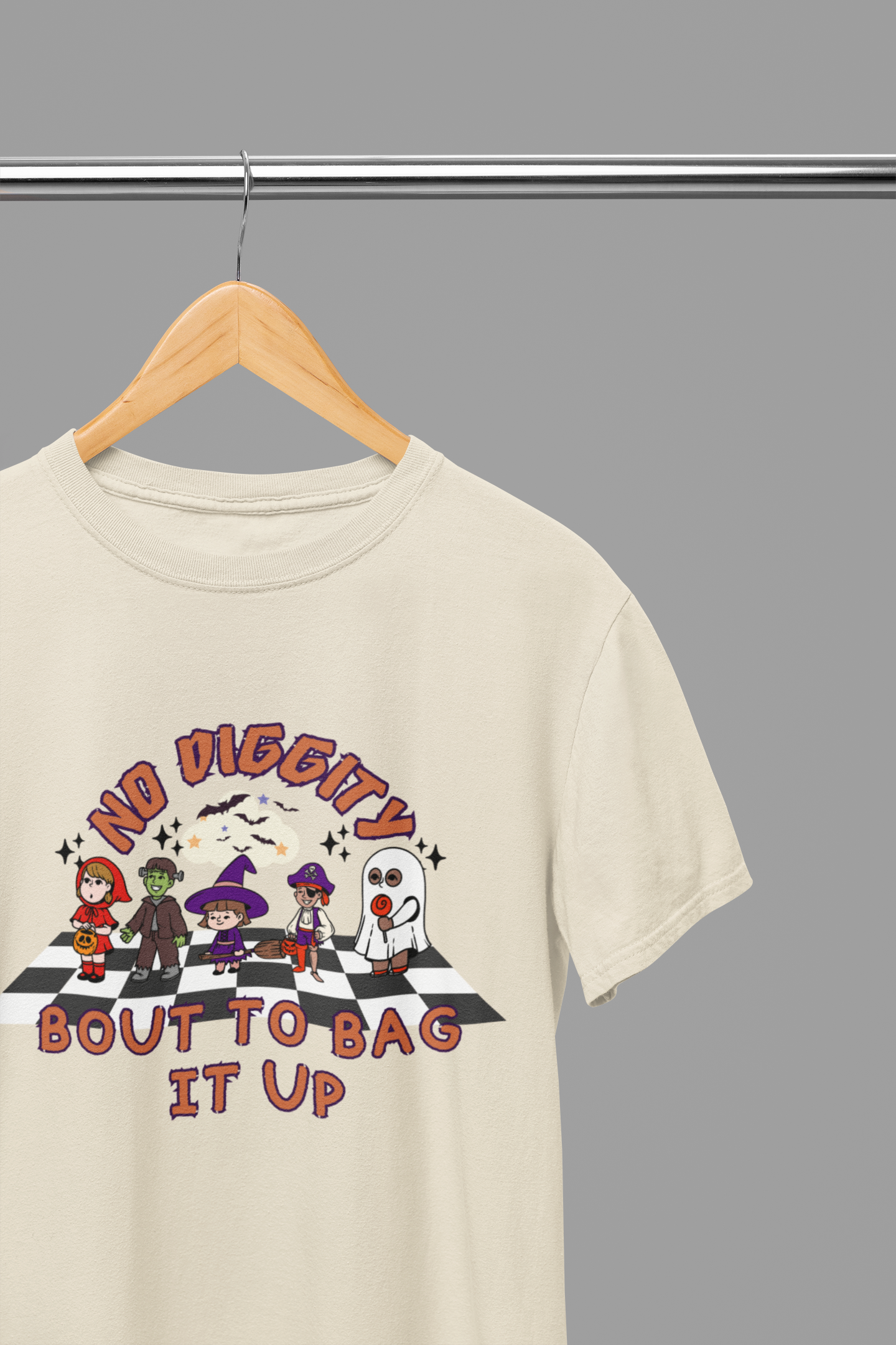 Funny Halloween Sweatshirt & T-Shirt | No Diggity Bout To Bag It Up